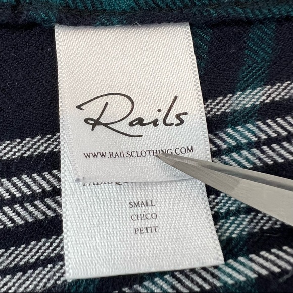 Rails 2 Front Pocket Plaid Button Front Shirt Size S - Picture 11 of 12